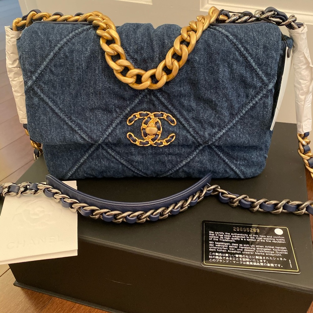 Chanel 19 Small Shoulder Flap Bag Blue Denim 20S